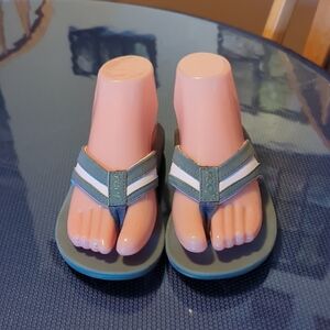 Reef Pink And Gray Sandals